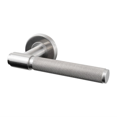 Cosenza deurklink Knurled RVS met rond rozet