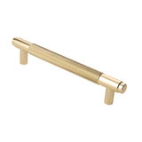 Meubelgreep Ribbel goud 160mm, compacte design handgreep tegen witte achtergrond.