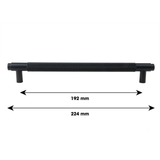 Technische maattekening van de zwarte meubelgreep Ribbel 224mm met boormaat info.