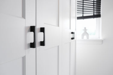 Handgreep Modern zwart 120 mm - Boorafstand 96 mm