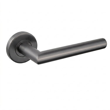 Mantua deurklink Gun Metal PVD gecoat met rond rozet